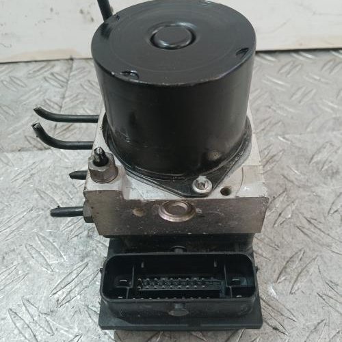 VOLKSWAGEN POLO 4 PHASE 2