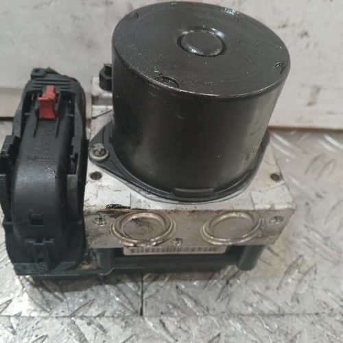 VOLKSWAGEN POLO 4 PHASE 1