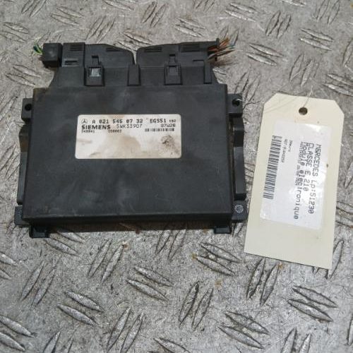 MERCEDES CLASSE E 210