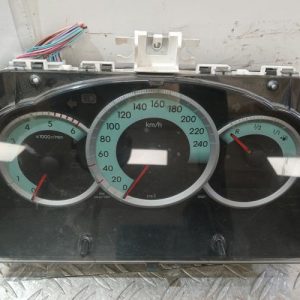 TOYOTA COROLLA VERSO 2