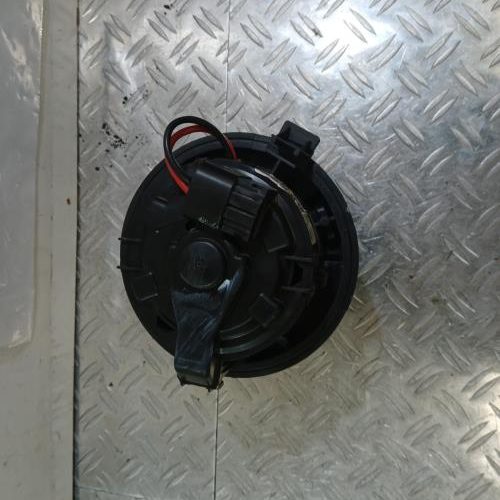 PEUGEOT 208 1 PHASE 2