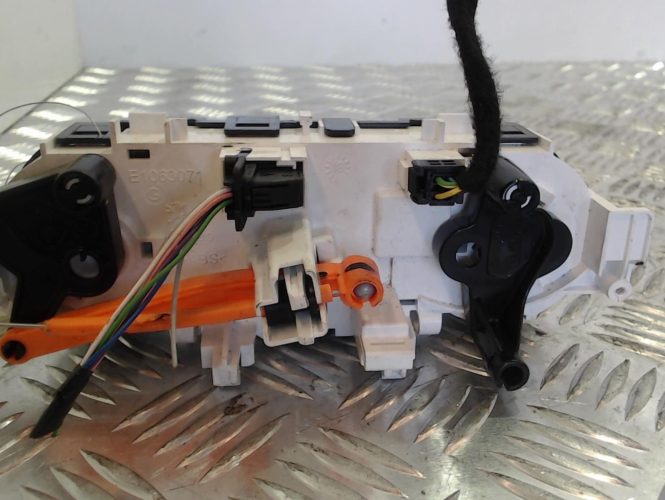 PEUGEOT 208 1 PHASE 2