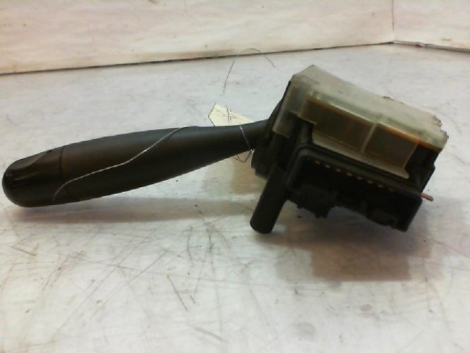 TOYOTA YARIS 1 PHASE 2