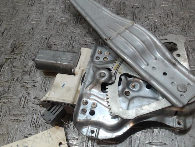 TOYOTA AVENSIS 2 PHASE 1 BREAK