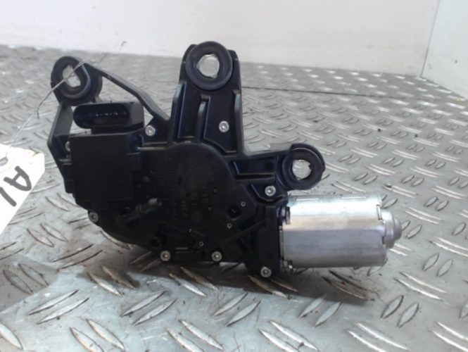 VOLKSWAGEN TOURAN 1 PHASE 1