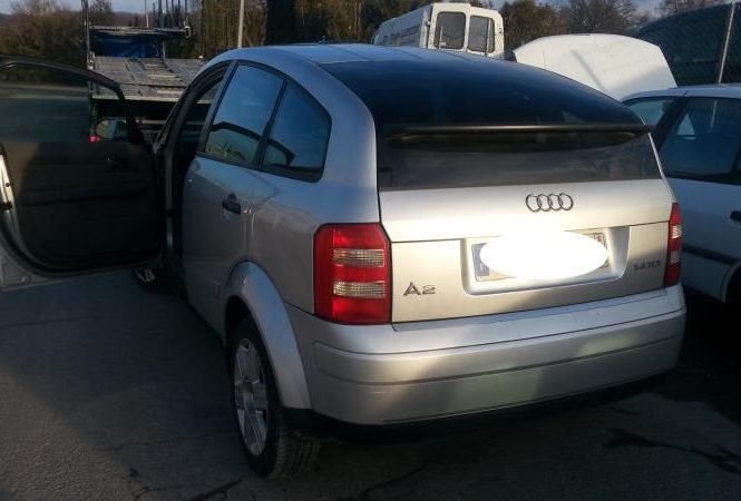 AUDI A2