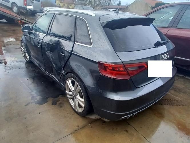 AUDI A3 3 SPORTBACK PHASE 1