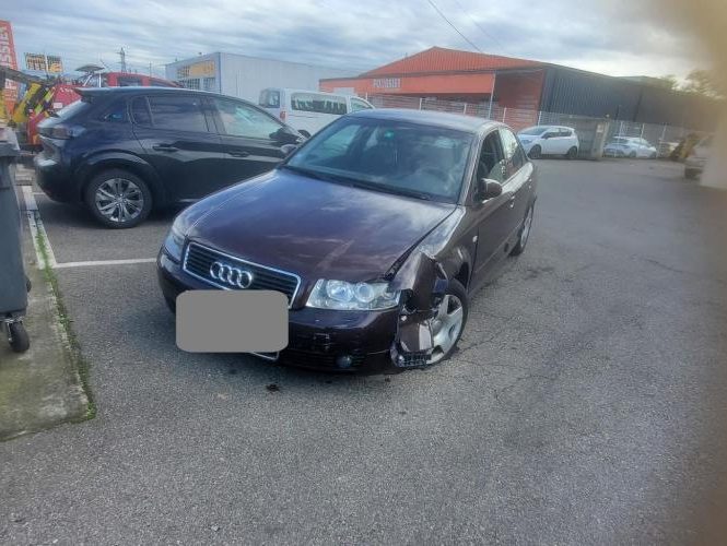 AUDI A4 2 PHASE 1
