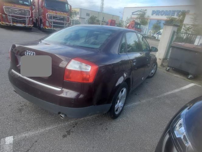 AUDI A4 2 PHASE 1