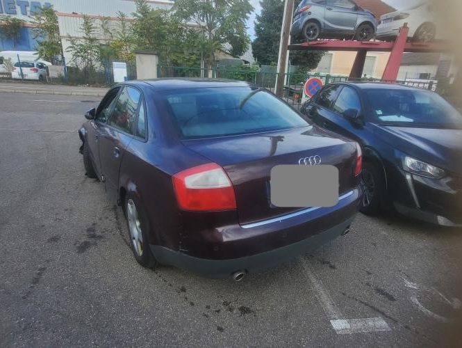 AUDI A4 2 PHASE 1