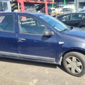 DACIA SANDERO 1