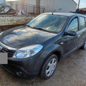 DACIA SANDERO 1
