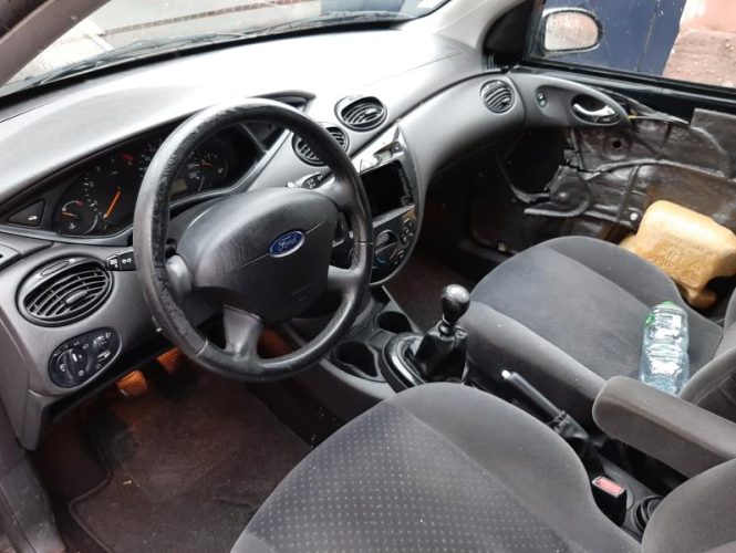 FORD FOCUS 1