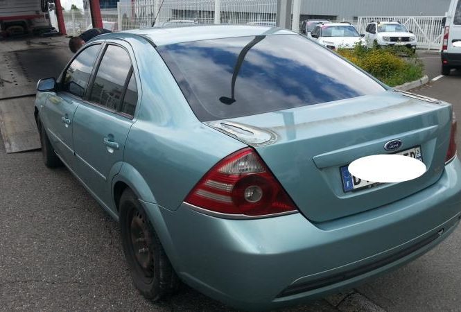 FORD MONDEO 2