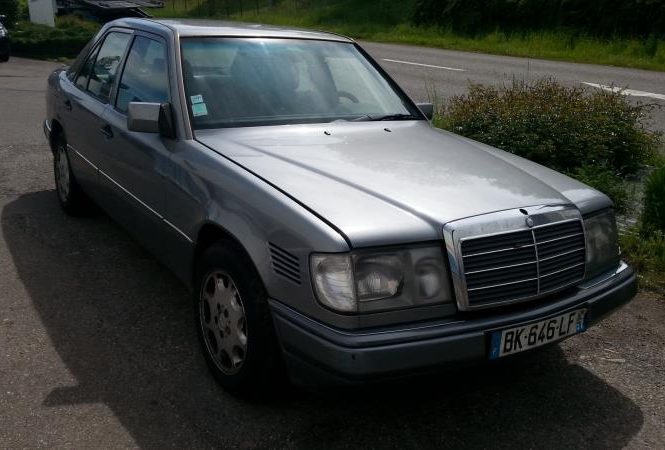 MERCEDES 300 W124 PHASE 1