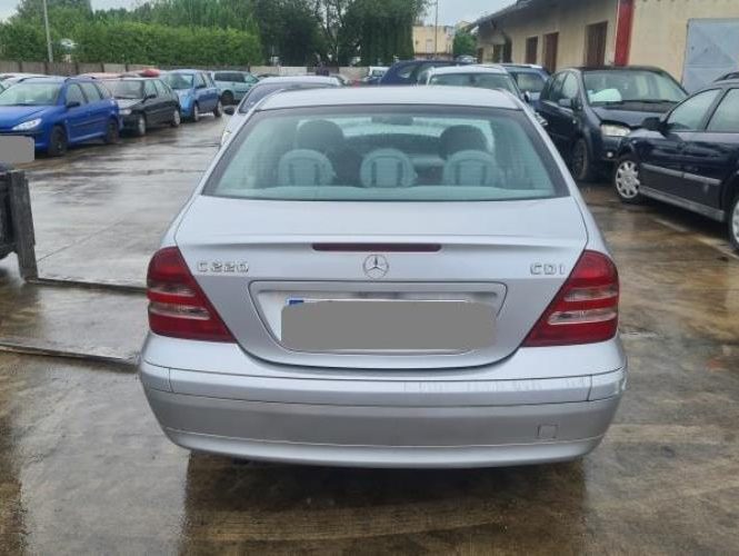 MERCEDES CLASSE C 203 PHASE 1