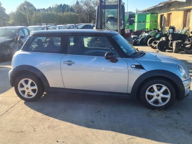 MINI MINI 2 R56 PHASE 1
