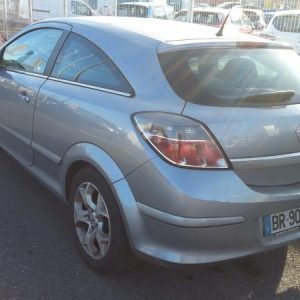 OPEL ASTRA H GTC PHASE 1