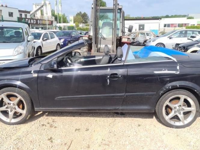 OPEL ASTRA H TWINTOP CABRIOLET