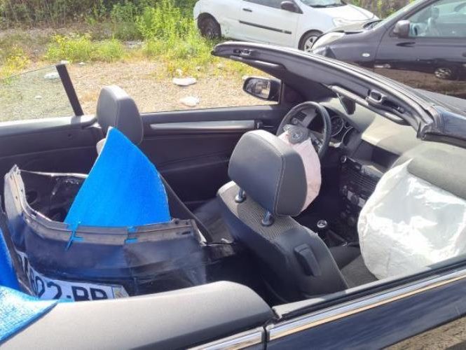 OPEL ASTRA H TWINTOP CABRIOLET