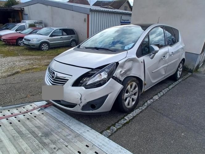 OPEL MERIVA B PHASE 1