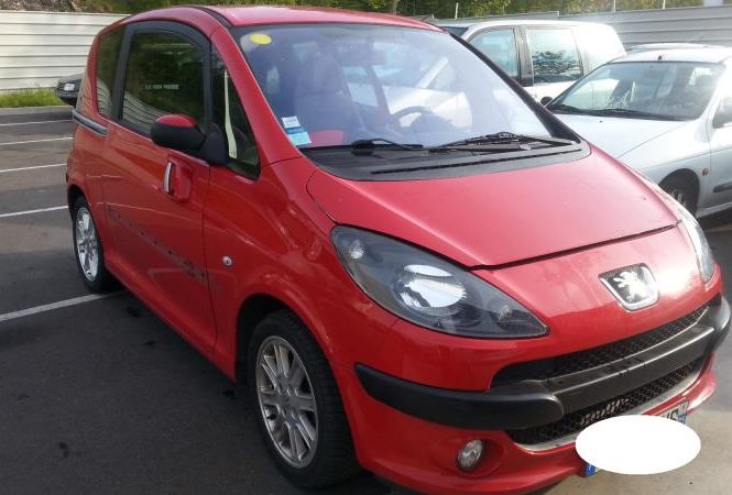 PEUGEOT 1007