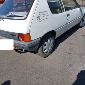 PEUGEOT 205