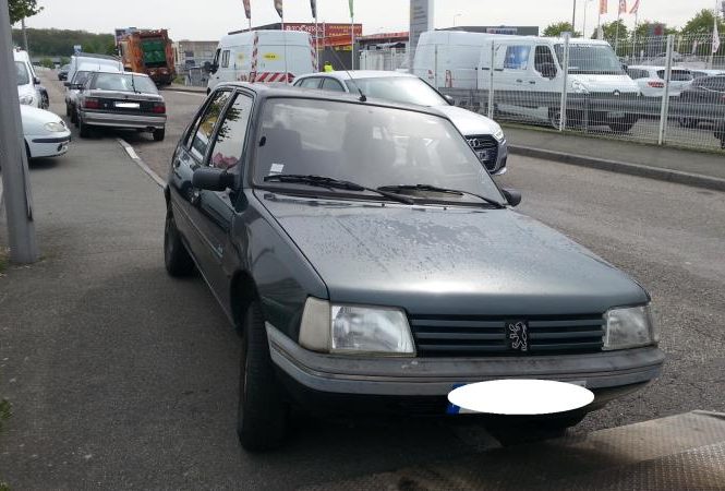 PEUGEOT 205 PHASE 2