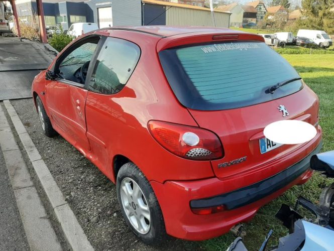 PEUGEOT 206+