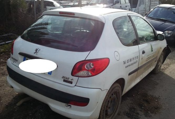 PEUGEOT 206+