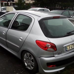 PEUGEOT 206+
