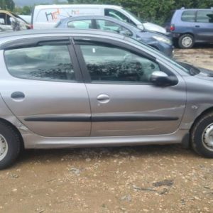 PEUGEOT 206