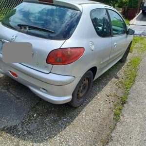 PEUGEOT 206