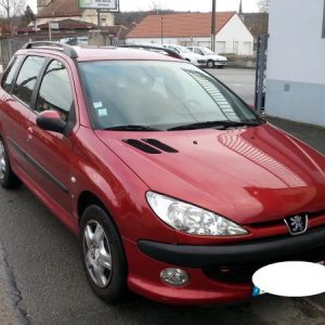 PEUGEOT 206