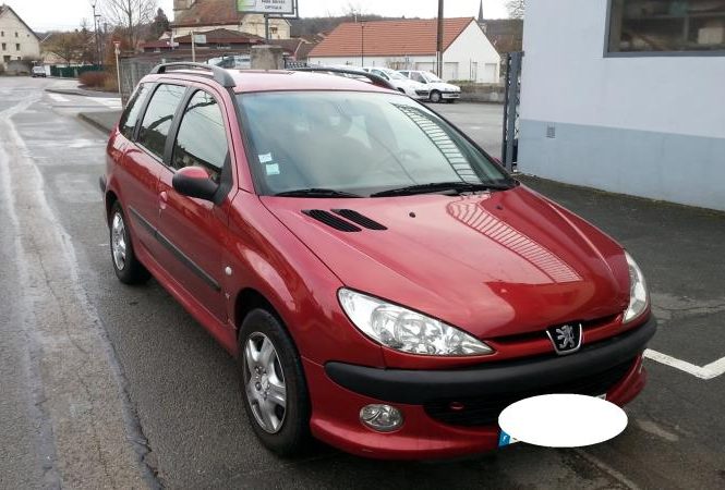 PEUGEOT 206