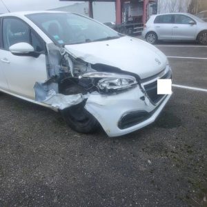 PEUGEOT 208 1 PHASE 2