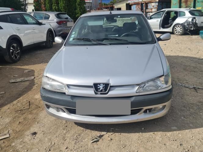 PEUGEOT 306