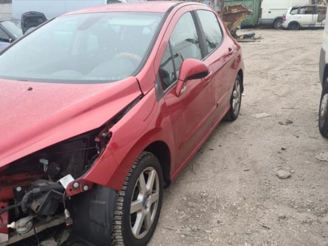 PEUGEOT 308 1