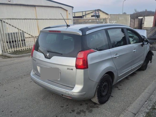 PEUGEOT 5008 1 PHASE 1