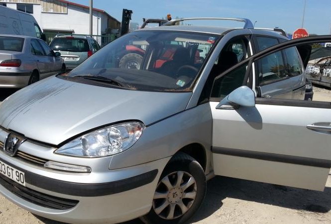 PEUGEOT 807