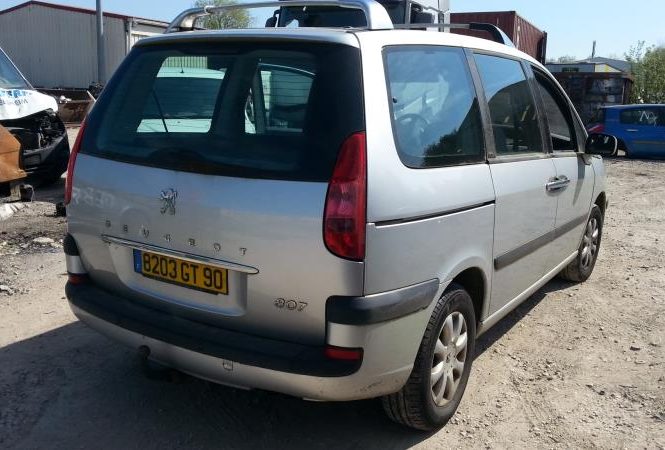 PEUGEOT 807