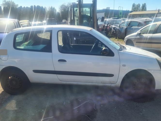 RENAULT CLIO 2 CAMPUS