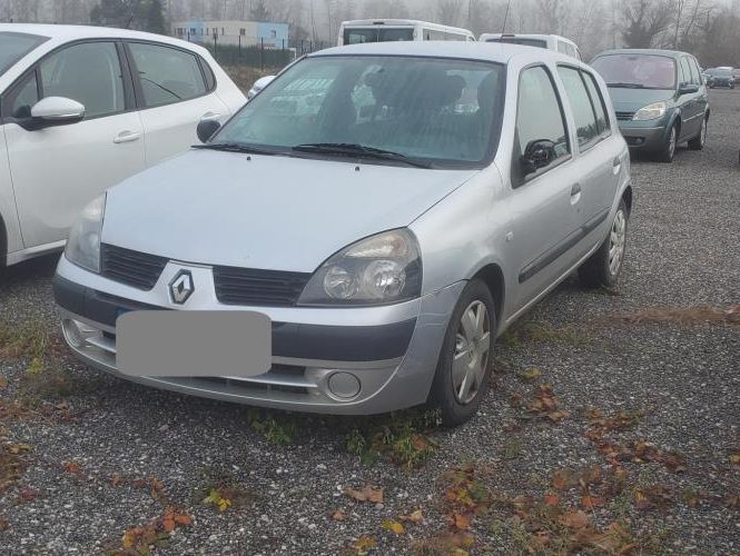 RENAULT CLIO