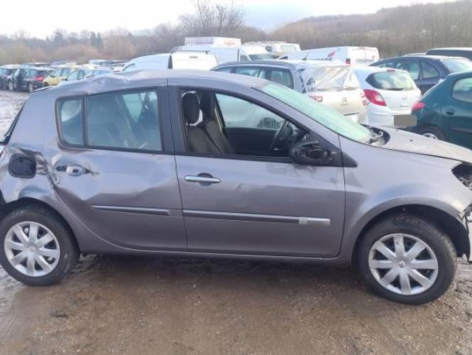 RENAULT CLIO 3 PHASE 2