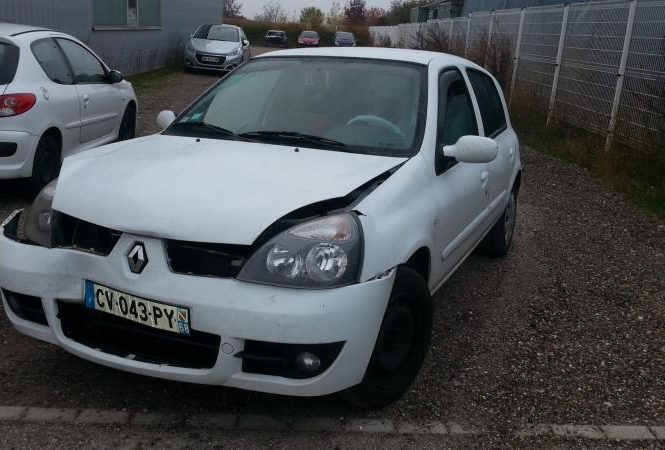 RENAULT CLIO 2 CAMPUS PHASE 1