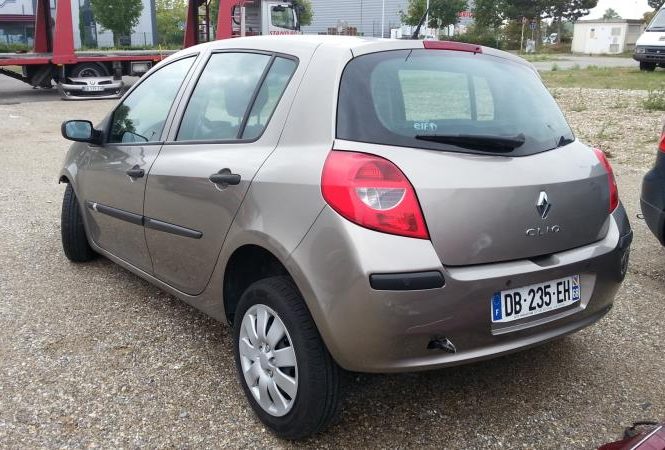 RENAULT CLIO 3 PHASE 1
