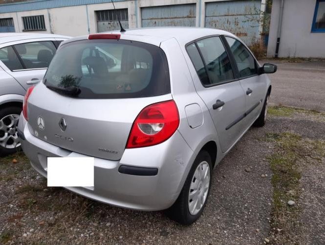 RENAULT CLIO 3 PHASE 1