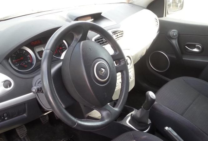 RENAULT CLIO 3 PHASE 1