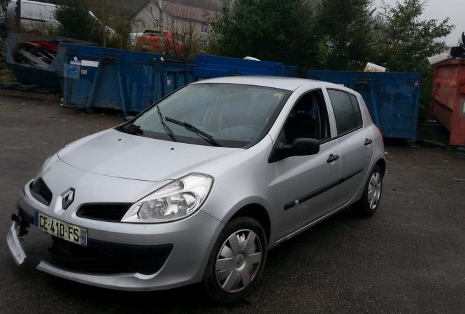 RENAULT CLIO 3 PHASE 1