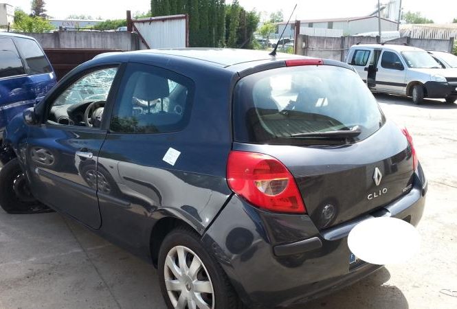 RENAULT CLIO 3 PHASE 1